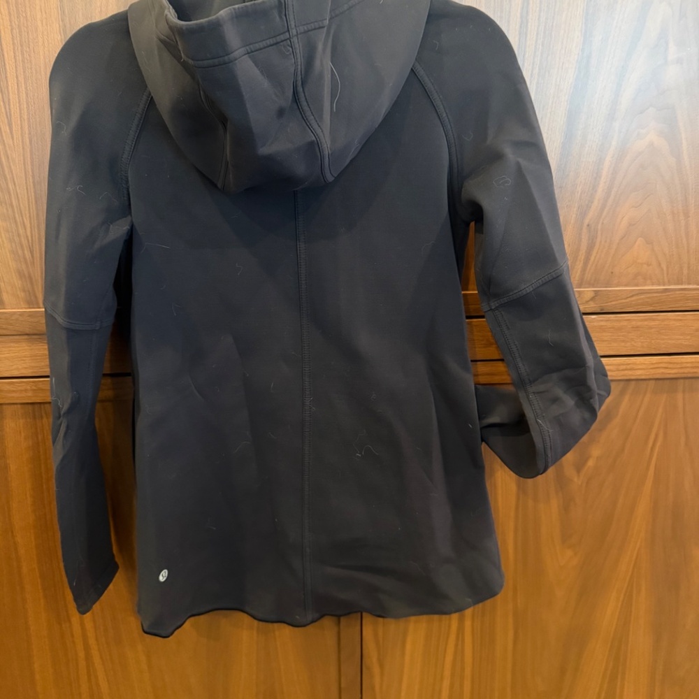 Lululemon Jacket - Picture 3 of 4